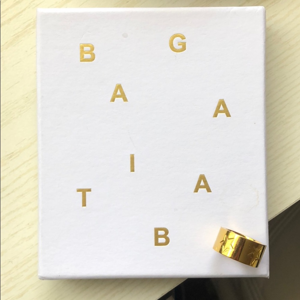 Trendy gold star ring ⭐️ - Picture 4 of 5